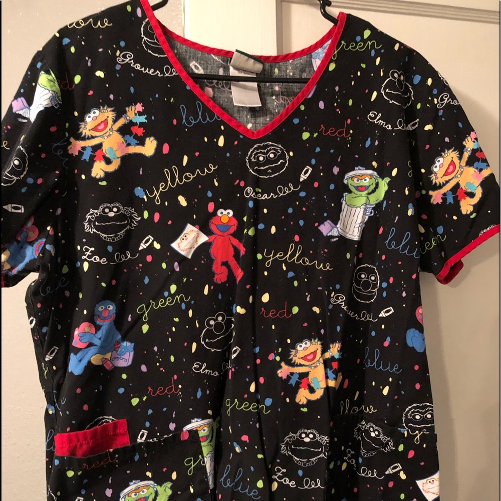 Scrub top
